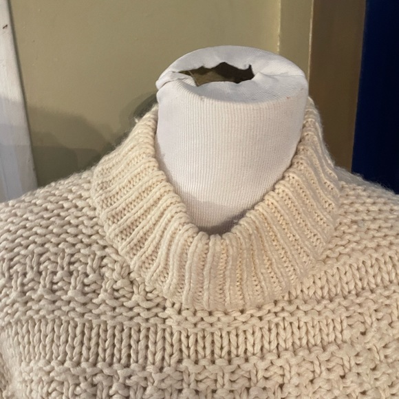 Beautiful new cream color sweater - Picture 2 of 5